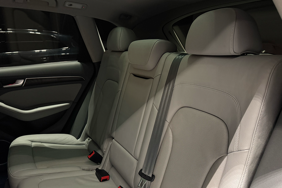 AUDI Q5 3.0 TDI Quattro AT 